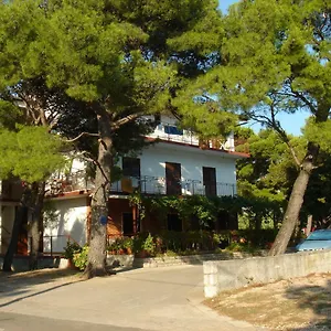 Popo Apartament Starigrad Paklenica